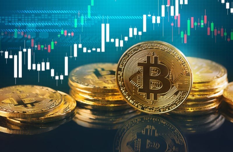 Le cours du Bitcoin lutte sous la résistance des 67 000 $.