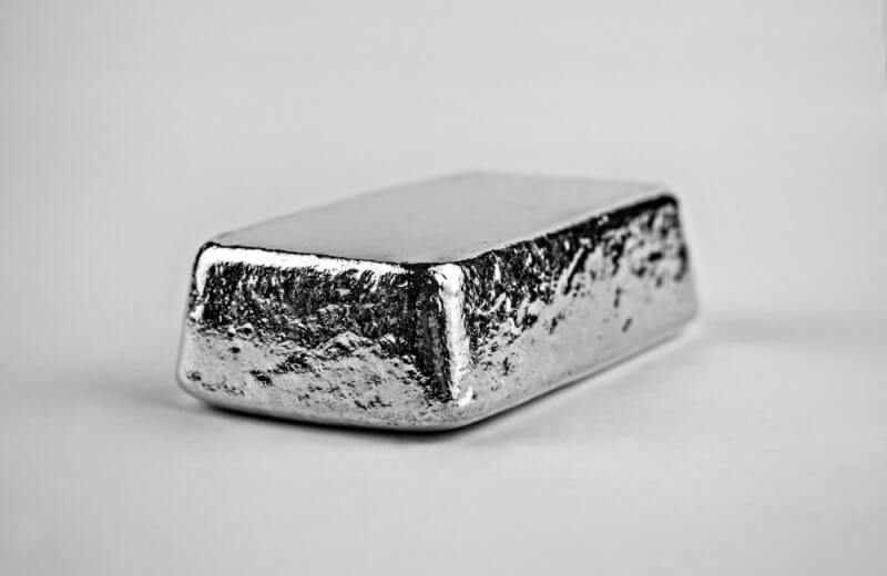 Silver Dips to $31.14, Slight Recovery Follows