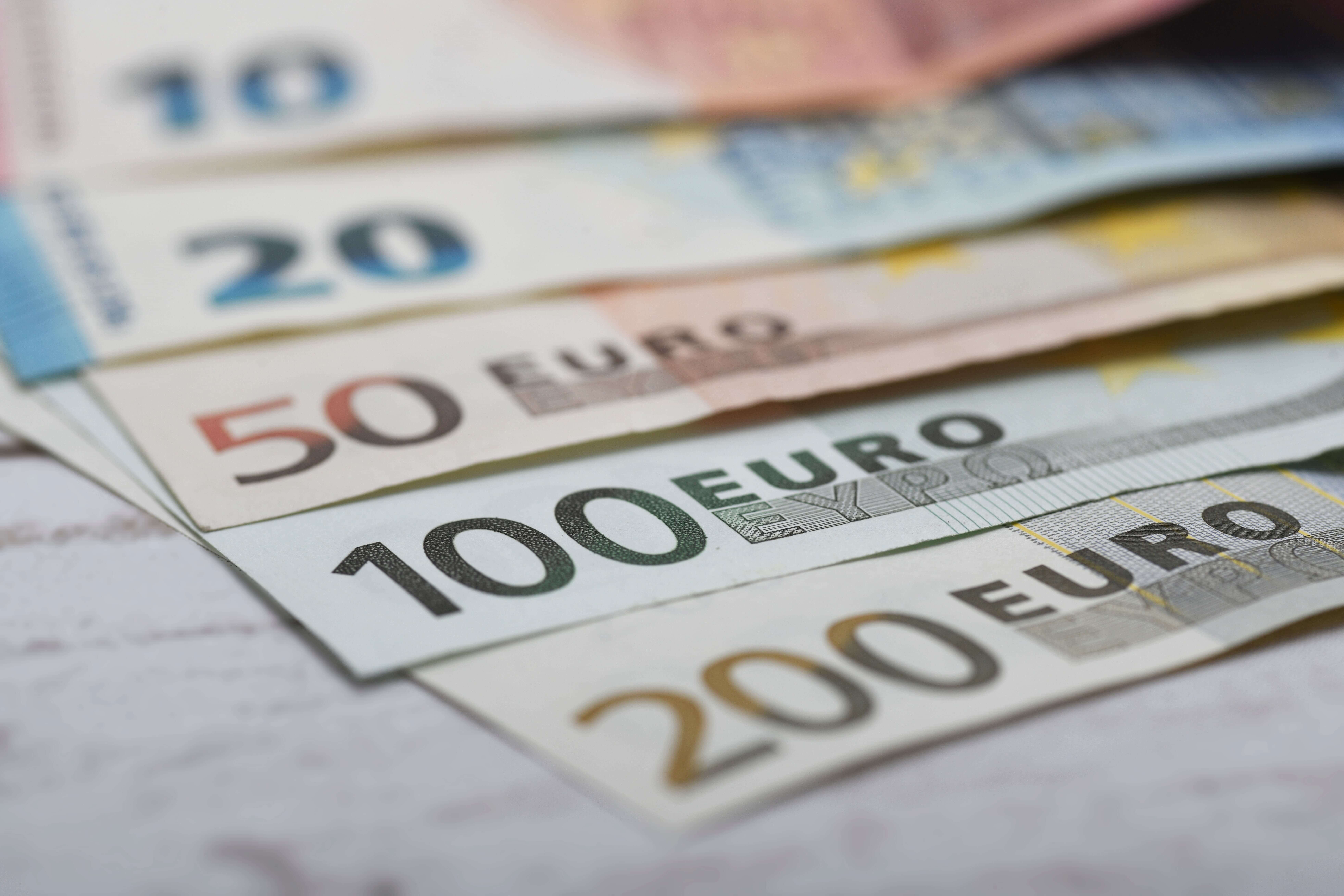 EUR/JPY Hits Mid-169.00s Following BoJ Decision